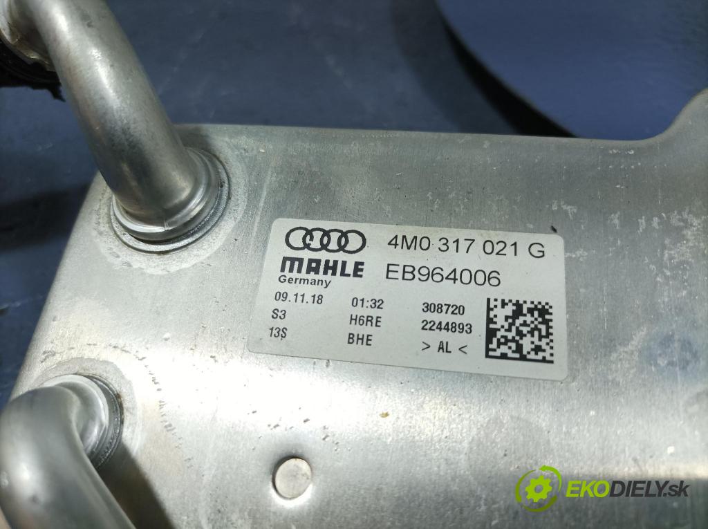 Audi A8 2019 chladič oleja 4M0317021G