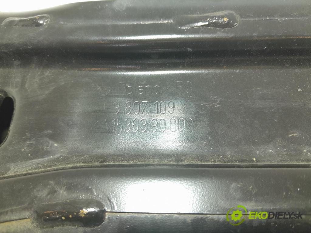 Skoda Octavia 2023 výztuha narazník před 5E3807109