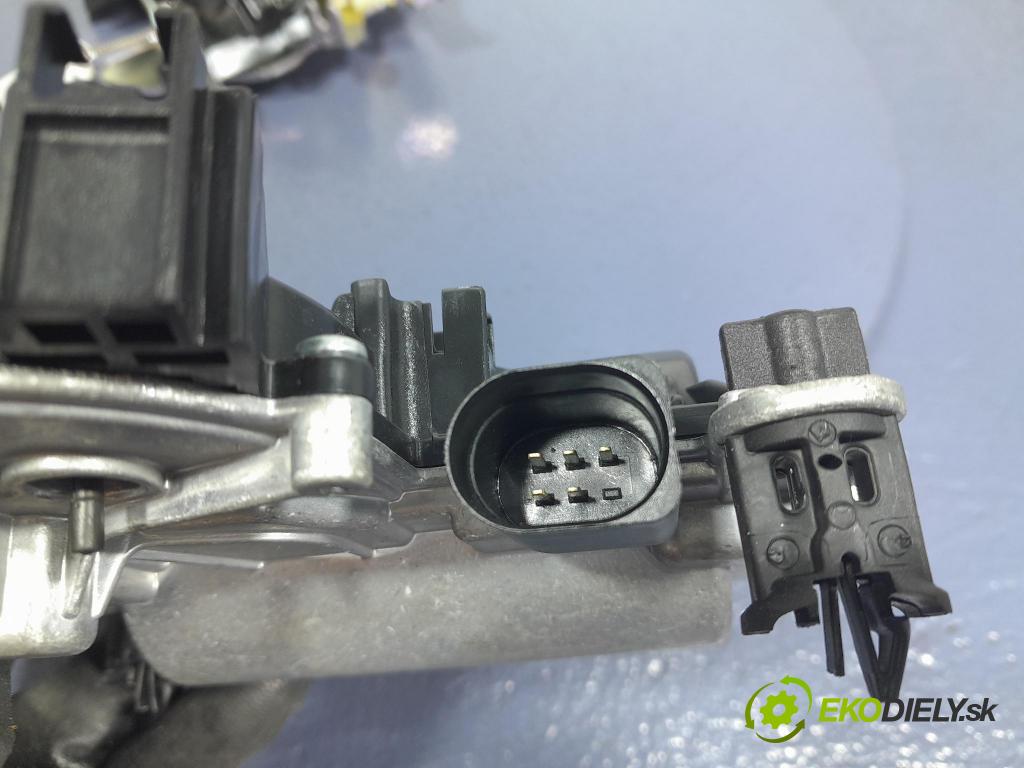 Skoda Octavia 2023 zámek Klapky: kufr 5E3827506