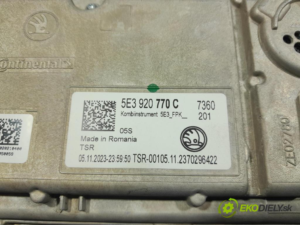 Skoda Octavia 2023 prístrojovka/ budíky 5E3920770C