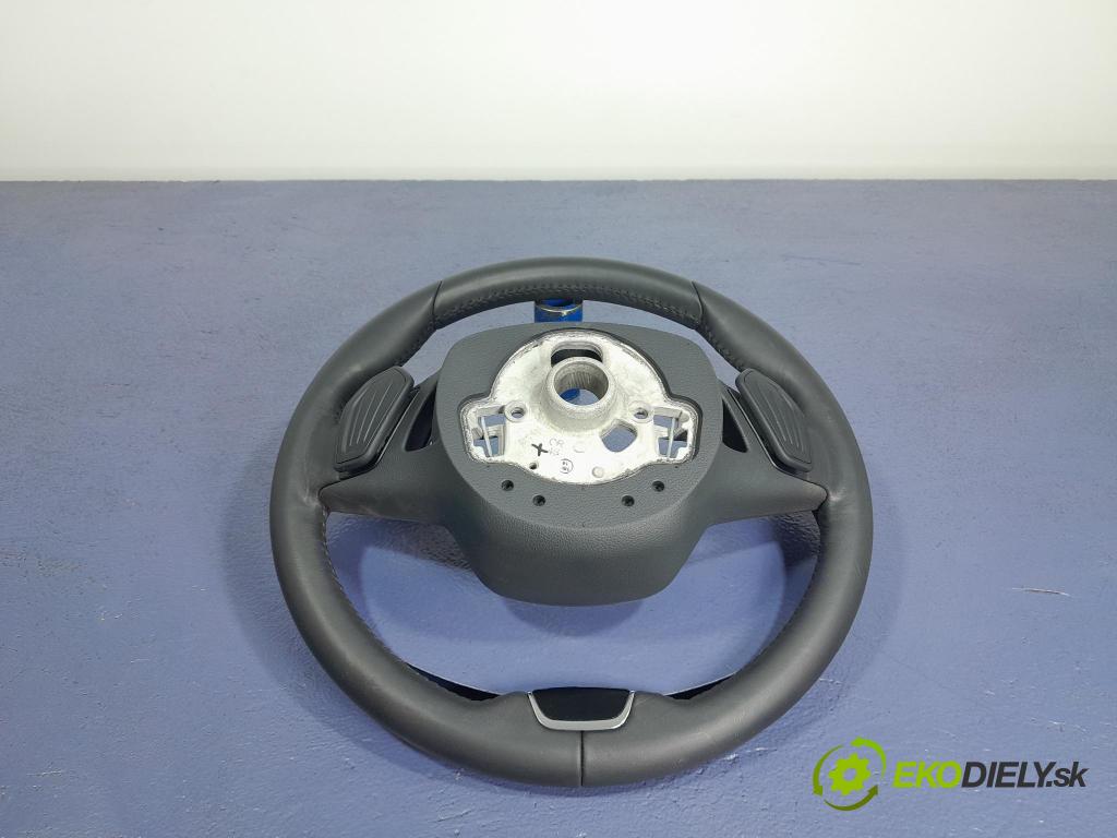 Skoda Octavia 2023 volant 5E3419093B