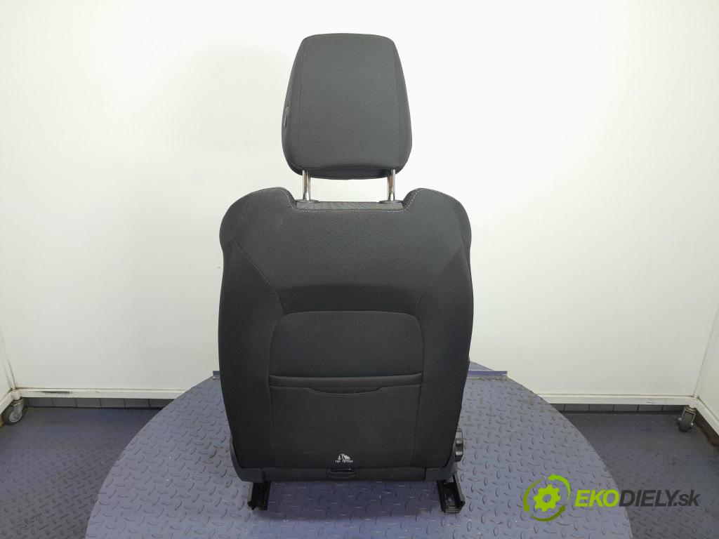 Skoda Octavia 2023 Sedadlo spolujezdce 01