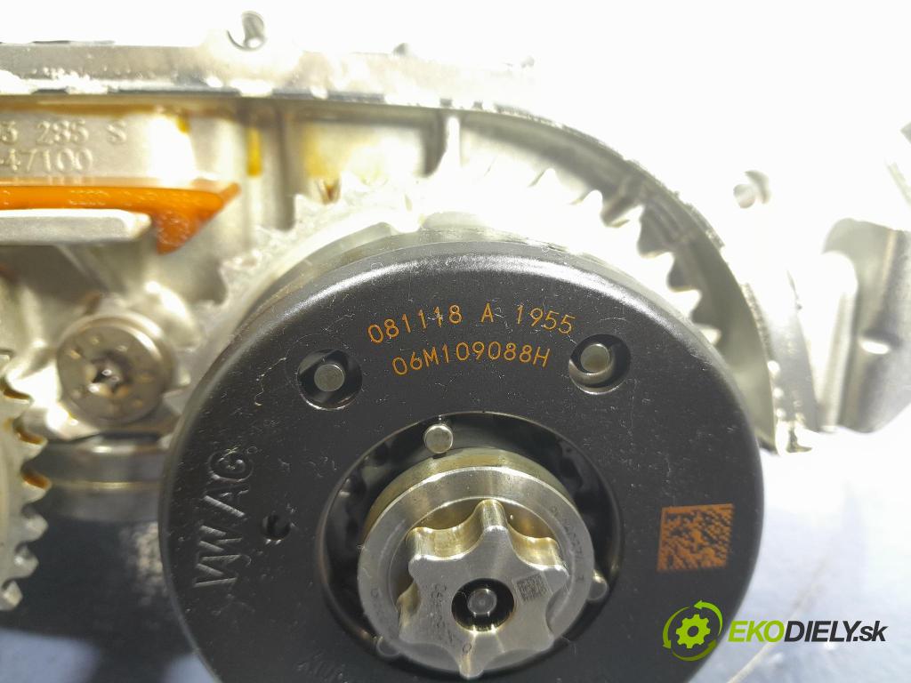 Audi A8 2019 kryt Ventily 06M103285S