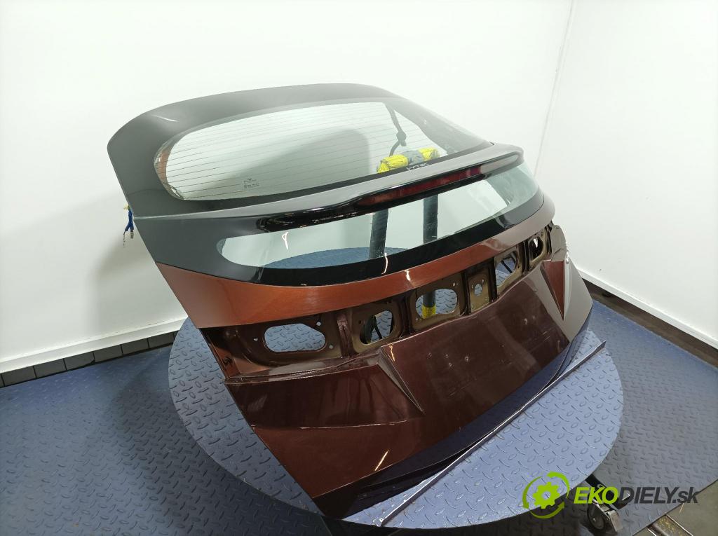 Honda Civic 2011 zadna dveře kufra: kufra: 01