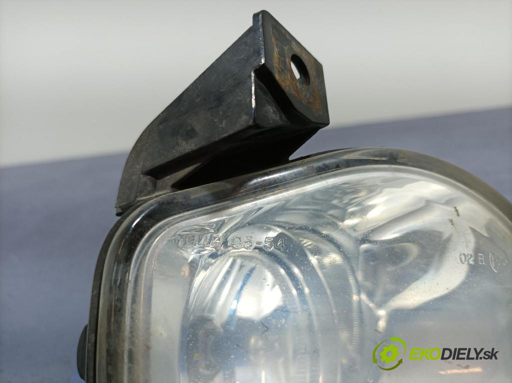 Toyota Avensis 2005 Halogen v pravo: 81210-05060