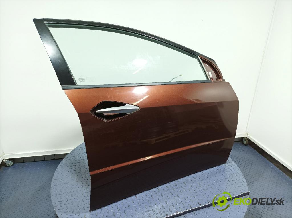 Honda Civic 2011 dvere Predné pravé 01