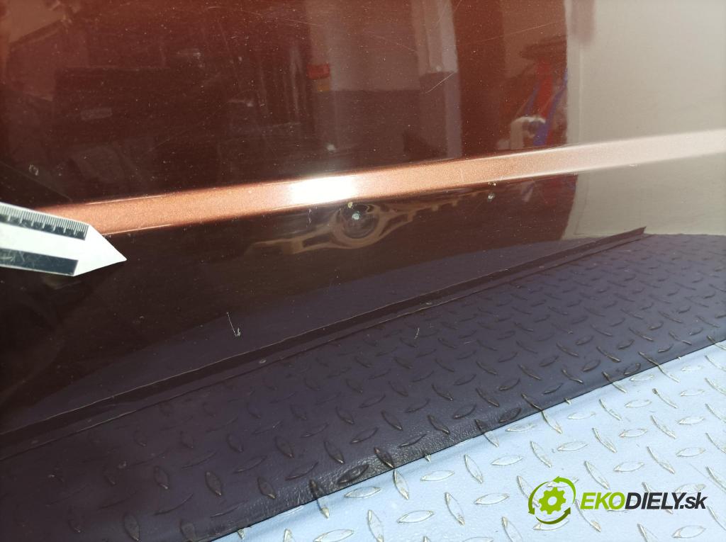 Honda Civic 2011 dvere Predné pravé 01