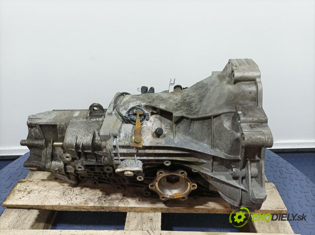Audi A4 2006 prevodovka Manualna HFF