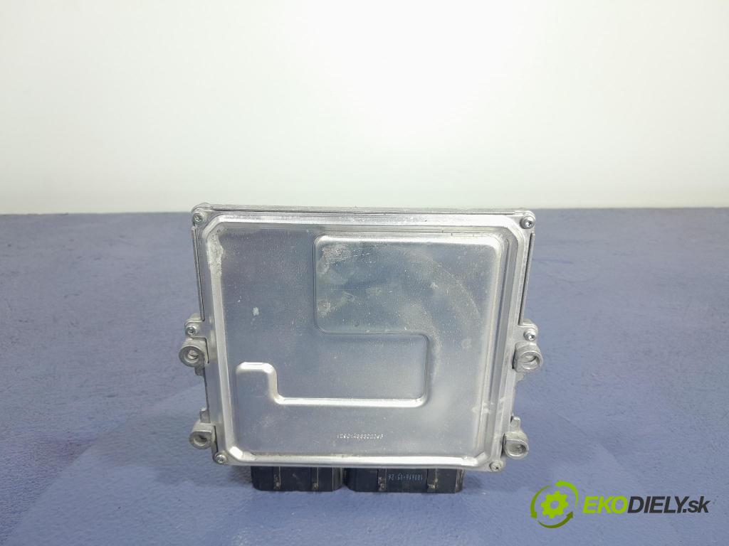 Peugeot 2008 2016 riadiaca jednotka Motor: 9818160080