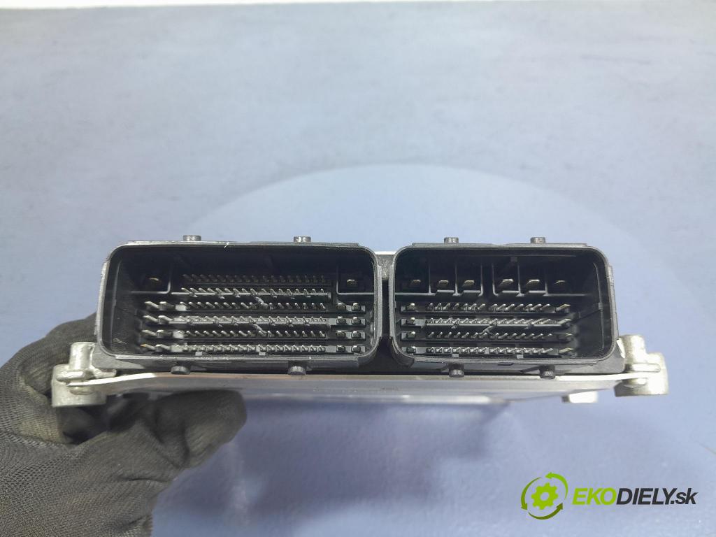Peugeot 2008 2016 riadiaca jednotka Motor: 9818160080