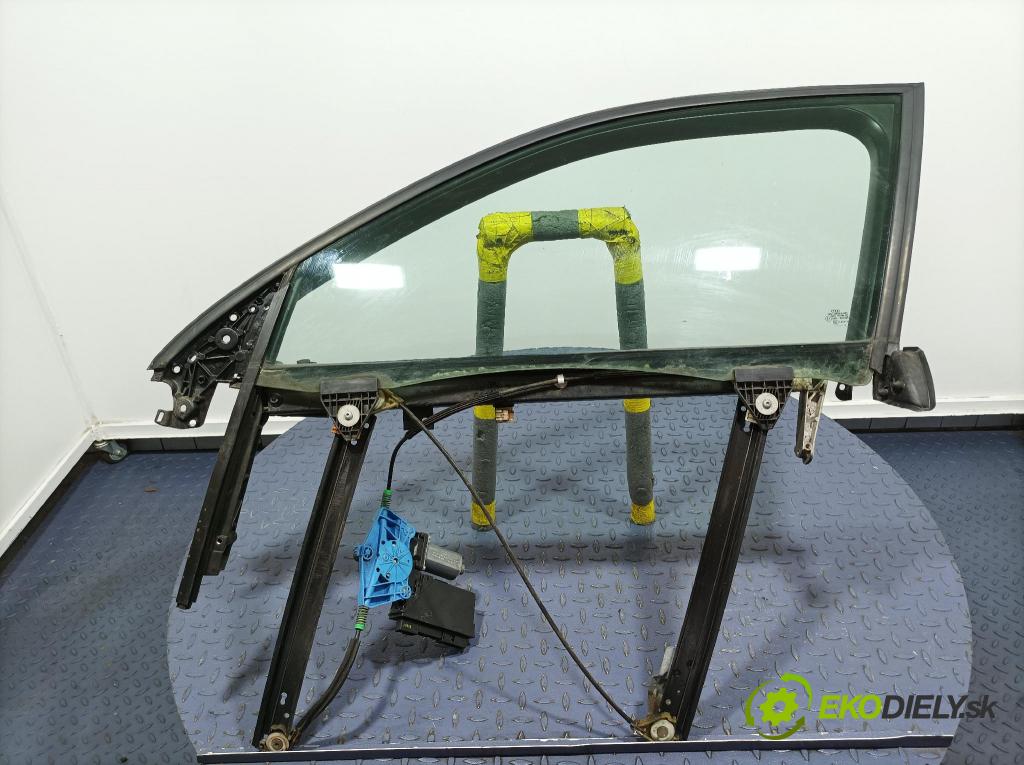 Audi A4 2006 mechanismus stahování Sklenka: před Levý: 01