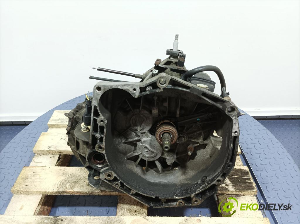 Renault Master 2000 prevodovka Manualna PF1AA012