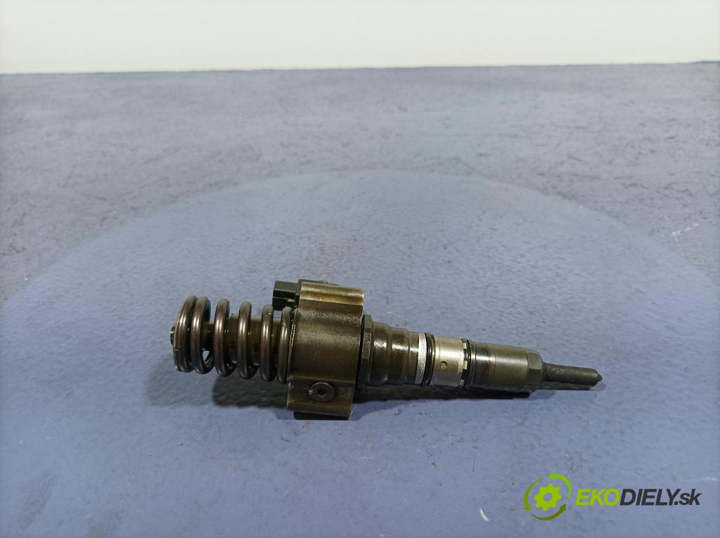 Audi A3 2006 vstrek 03G130073T