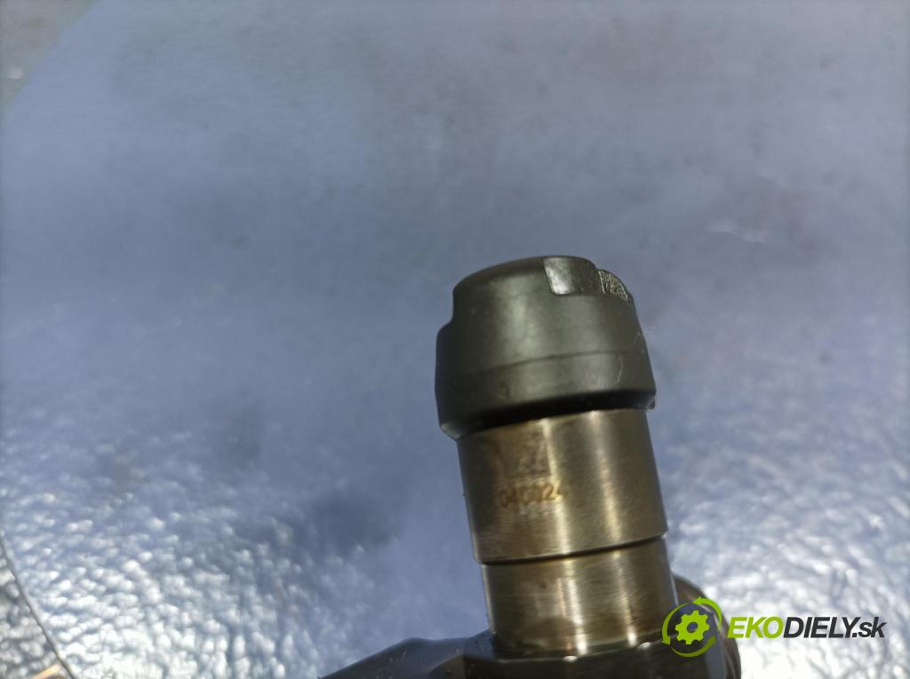 Audi A3 2006 vstrek 03G130073T