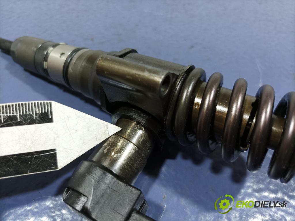 Audi A3 2006 vstrek 03G130073T