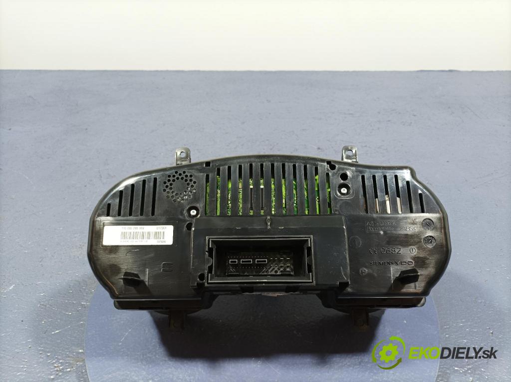 Seat Toledo 2006 prístrojovka/ budíky 5P0920823B