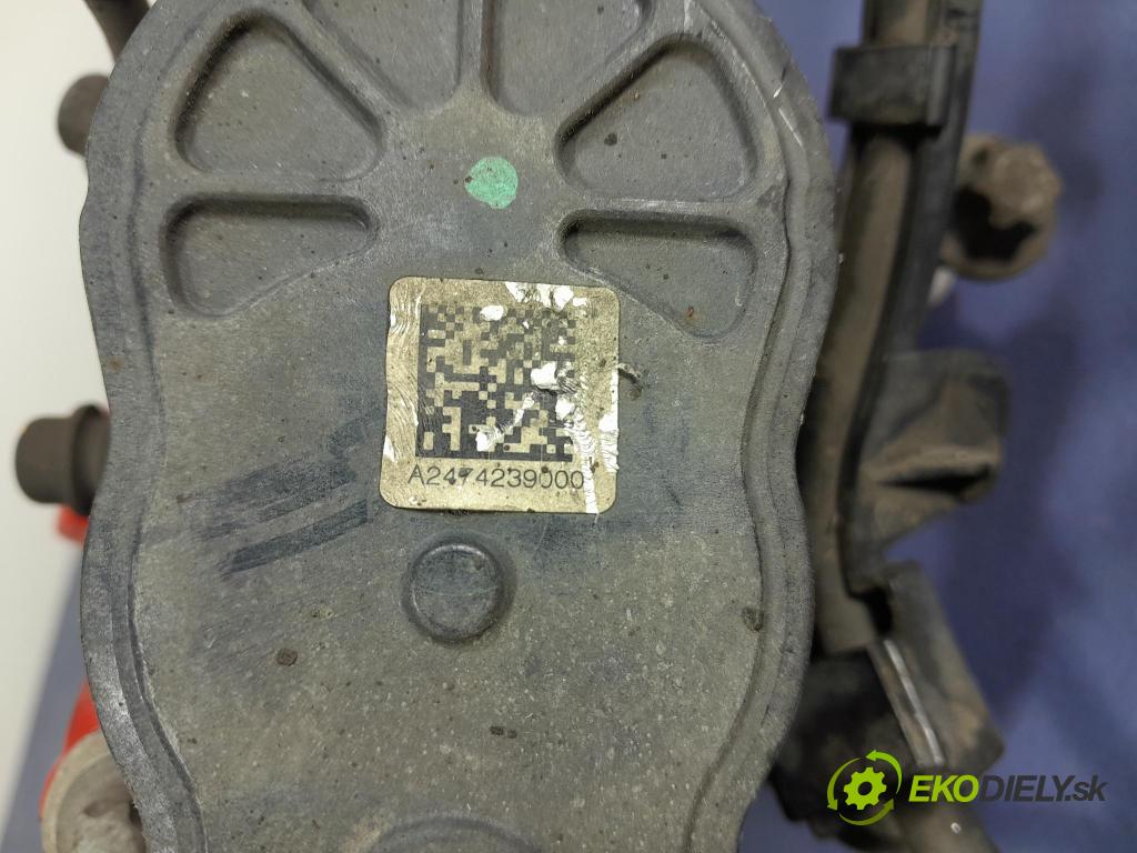 Mercedes A-klasa 2021 brzdič brzdový zad v pravo: A2474239000