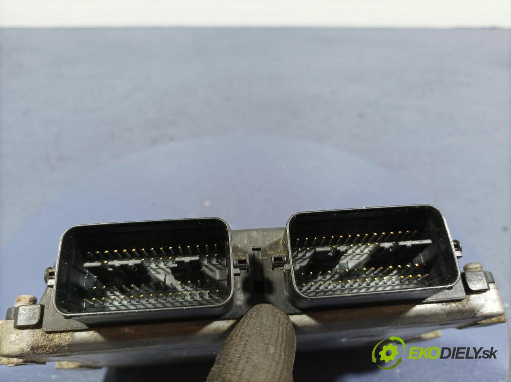 Suzuki Grand vitara 2010 riadiaca jednotka Motor: 33910-78K0