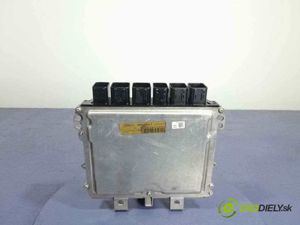 Mercedes A-klasa 2021 riadiaca jednotka Motor: A1399001300