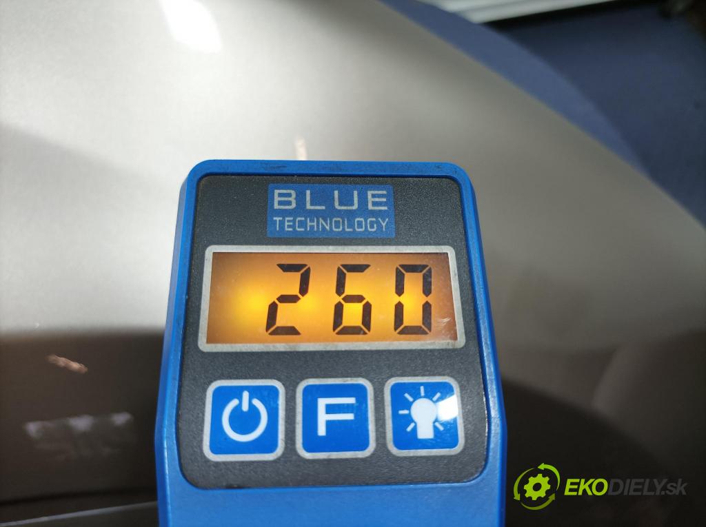 Nissan Qashqai 2012 blatnik před v pravo: 01