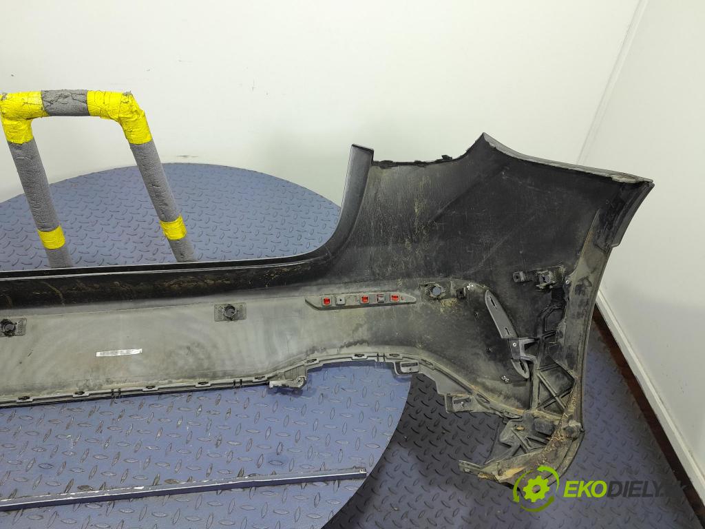 Mercedes A-klasa 2021 nárazník zad 01