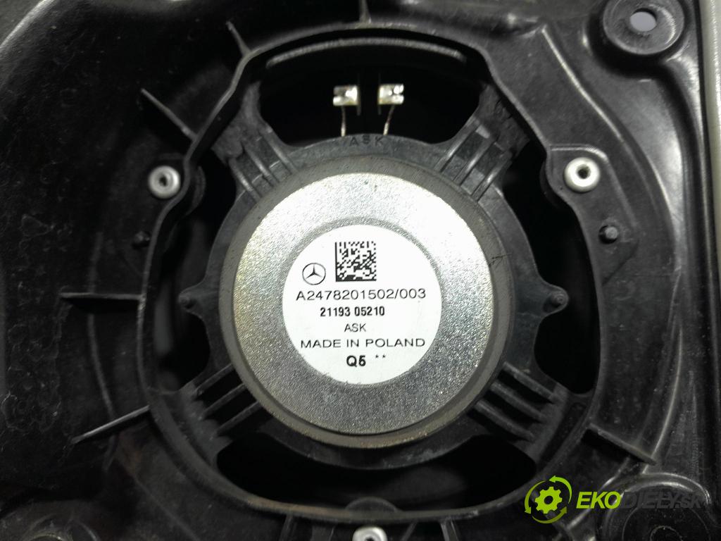 Mercedes A-klasa 2021 mechanismus stahování Sklenka: Zad: v pravo: 01