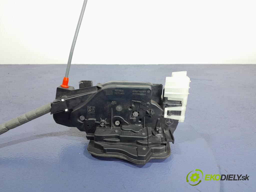 Mercedes A-klasa 2021 zámek dveře Zad: Levý: A1770032999