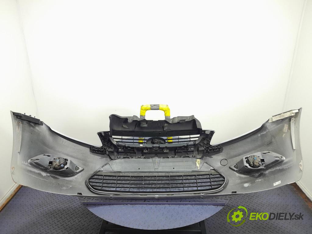 Ford Focus 2011 nárazník před 01