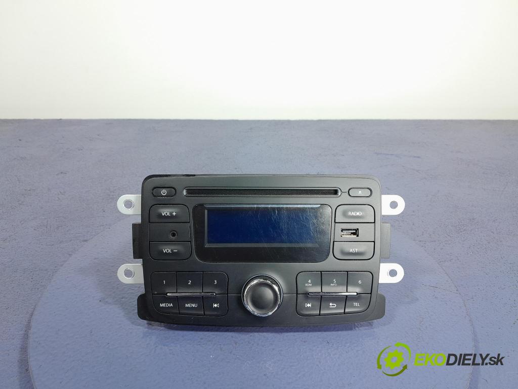 Dacia Sandero 2016 Radio I Navigácia: 281150132R