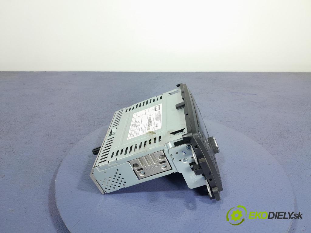 Dacia Sandero 2016 Radio I Navigácia: 281150132R