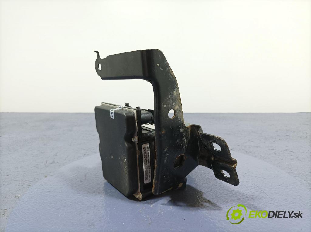 Nissan Qashqai 2012 čerpadlo ABS x 47660BR00C