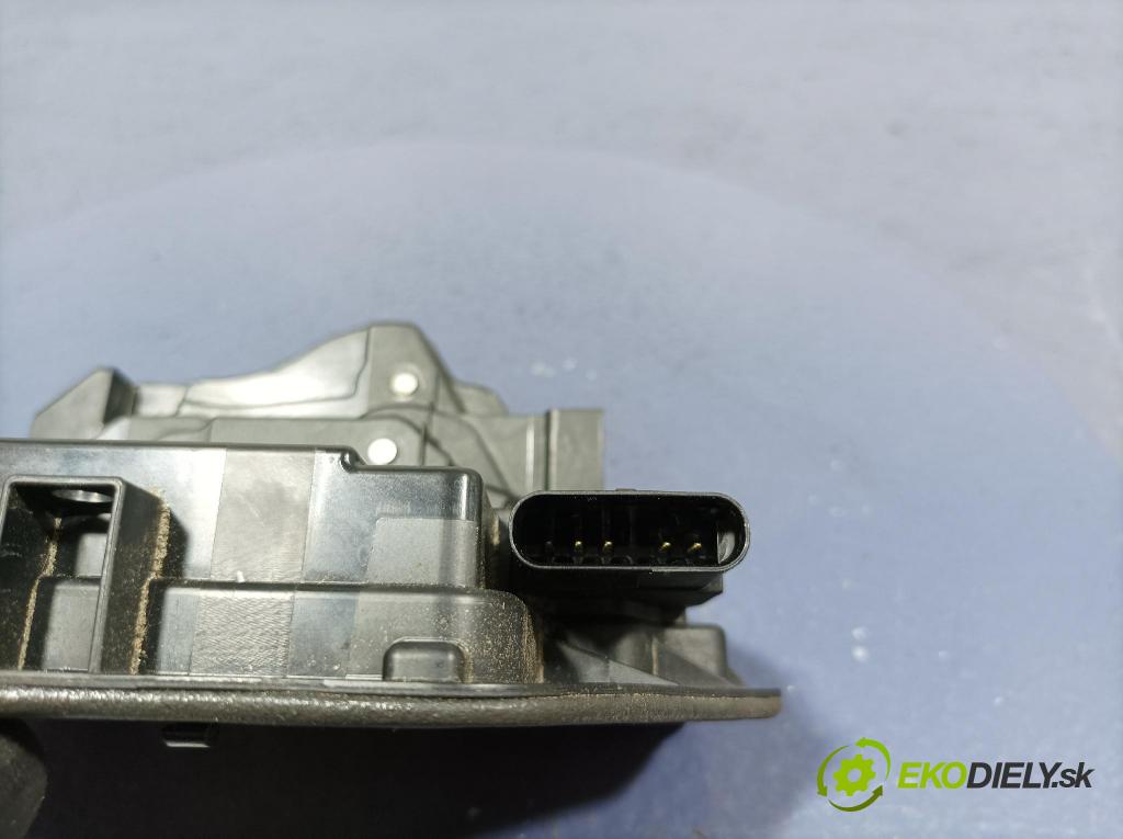 Bmw Seria 4 2022 zámek dveře Zad: v pravo: 7445046