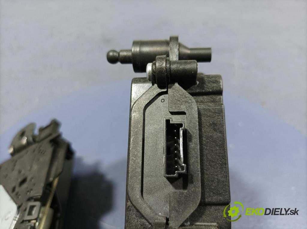 Bmw Seria 4 2022 zámek Klapky: kufr 9463391