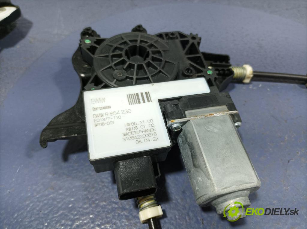 Bmw Seria 4 2022 mechanismus stahování Sklenka: před v pravo: 9854492