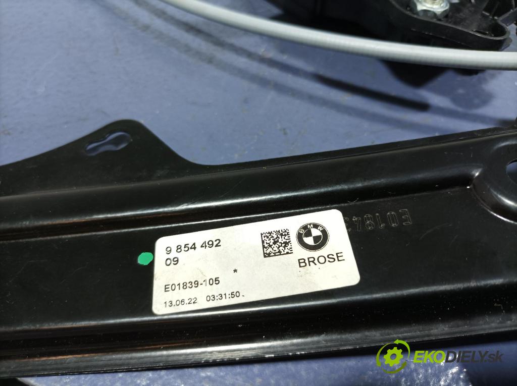 Bmw Seria 4 2022 mechanismus stahování Sklenka: před v pravo: 9854492
