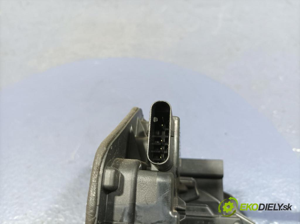 Bmw Seria 4 2022 zámek dveře před Levý: 7445041