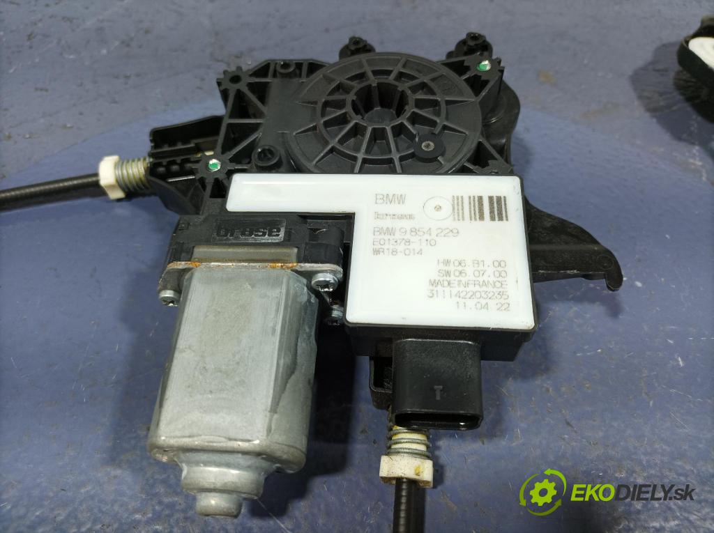 Bmw Seria 4 2022 mechanismus stahování Sklenka: před Levý: 9854491