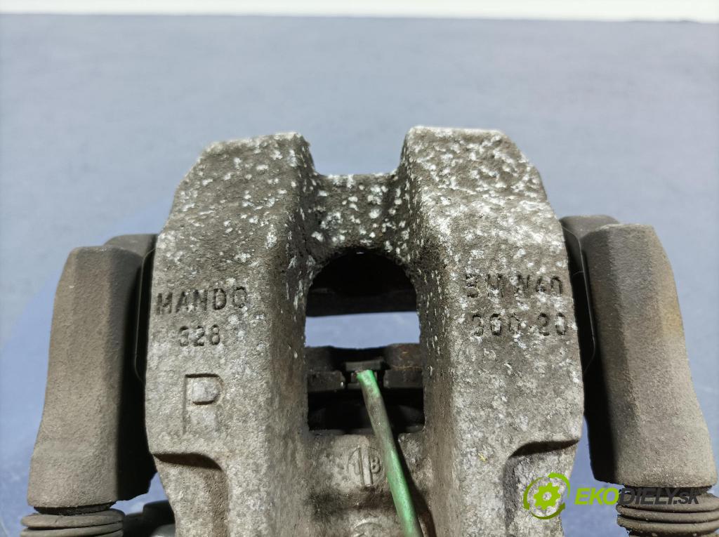 Bmw Seria 4 2022 brzdič brzdový zad v pravo: 01