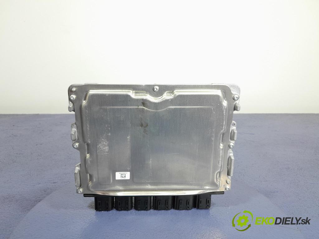 Bmw Seria 4 2022 riadiaca jednotka Motor: 7100408