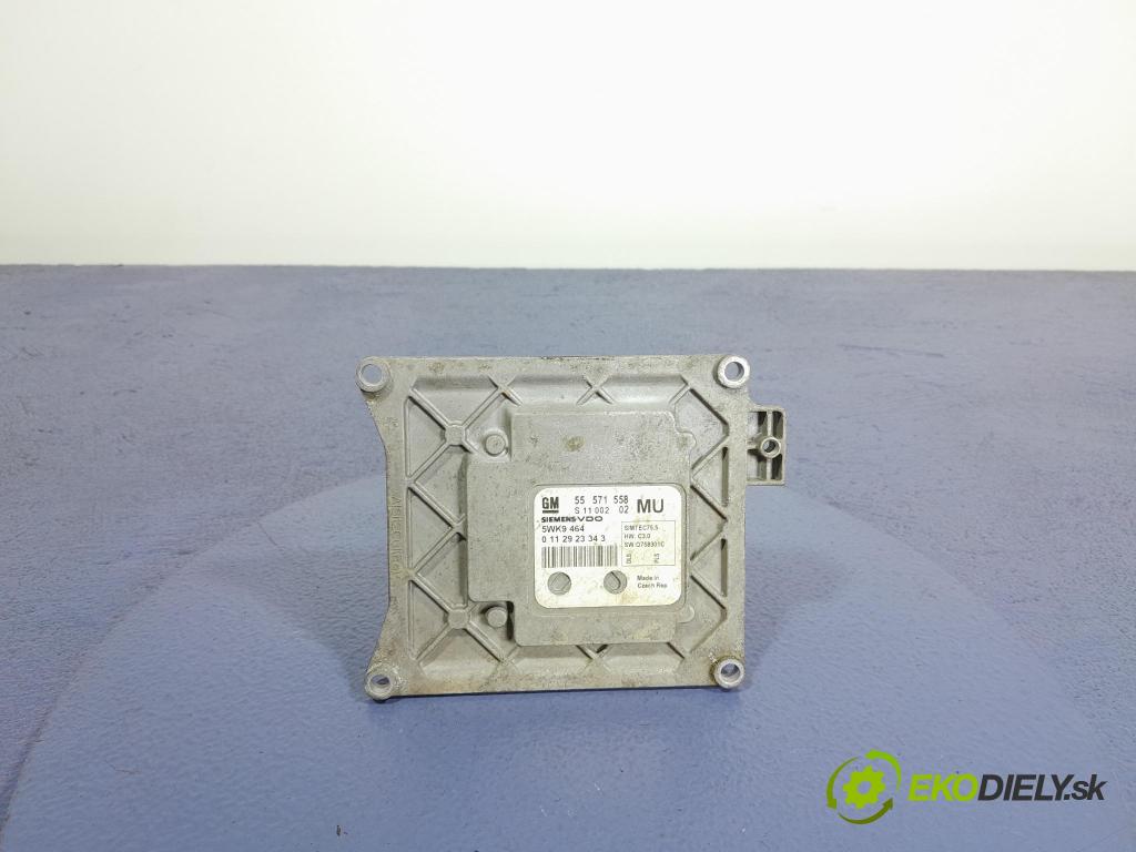 Opel Astra 2011 riadiaca jednotka Motor: 55571558
