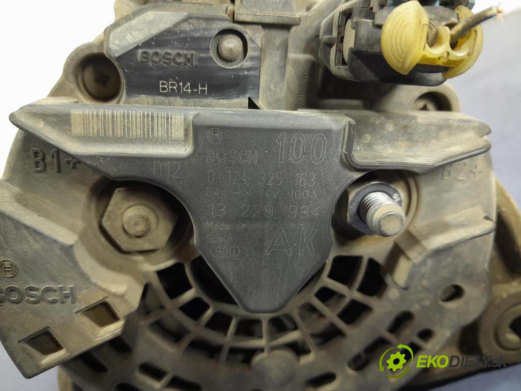 Opel Astra 2011 Alternator 13229984