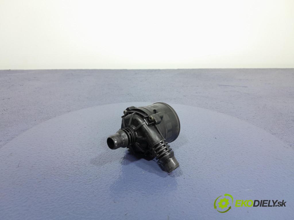 Bmw Seria 4 2022 čerpadlo Voda: 8474820