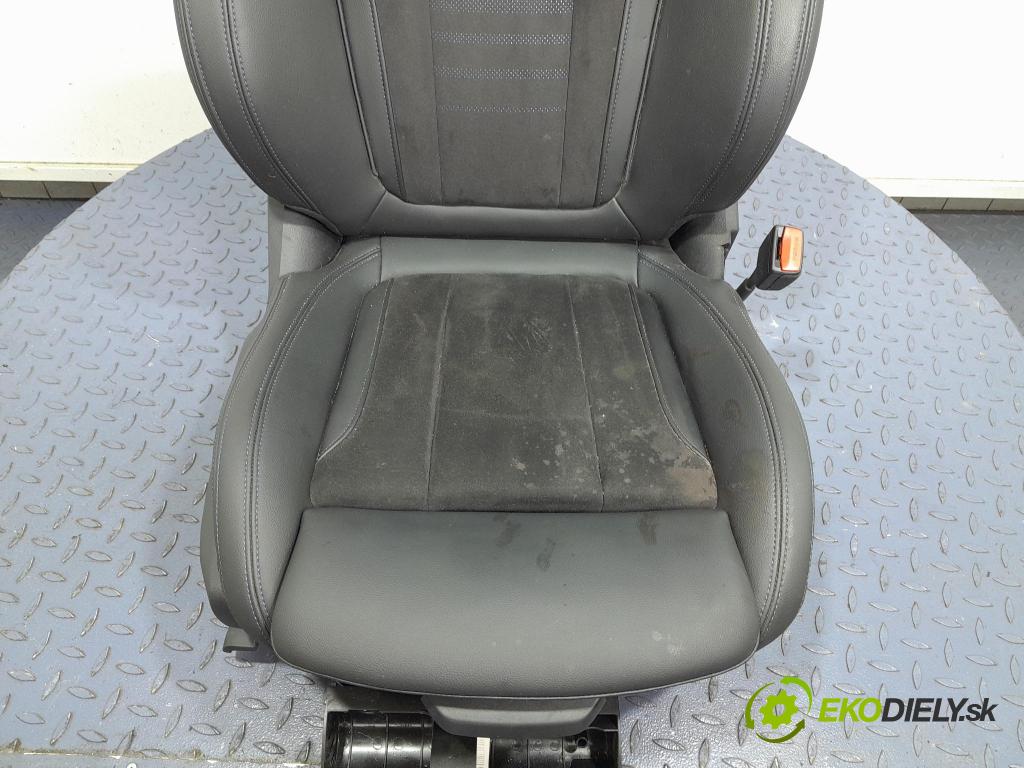 Bmw Seria 4 2022 Sedačka spolujazdca 01