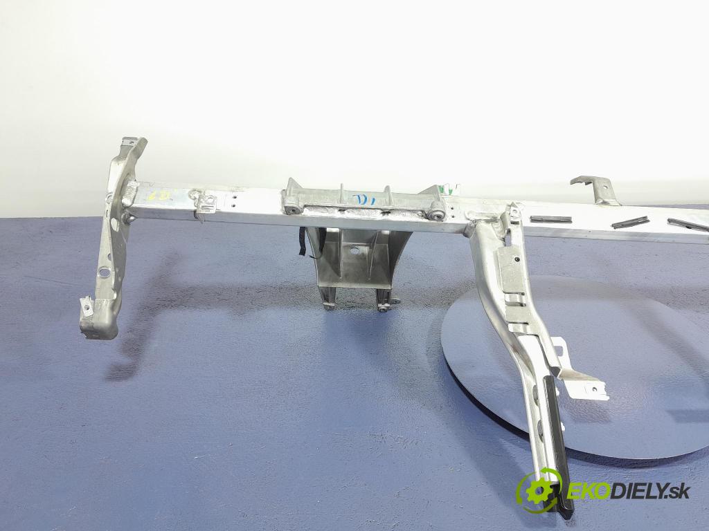 Mercedes E-klasa 2009 kokpit,pristrojová doska A2076201086