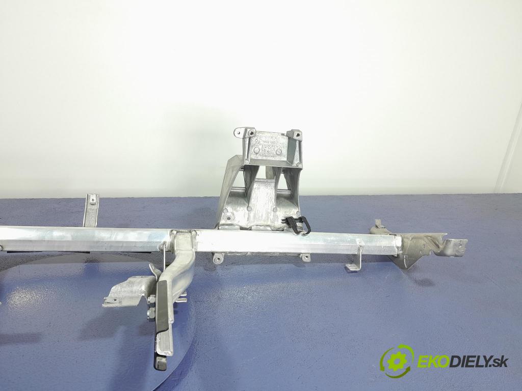 Mercedes E-klasa 2009 kokpit,pristrojová doska A2076201086