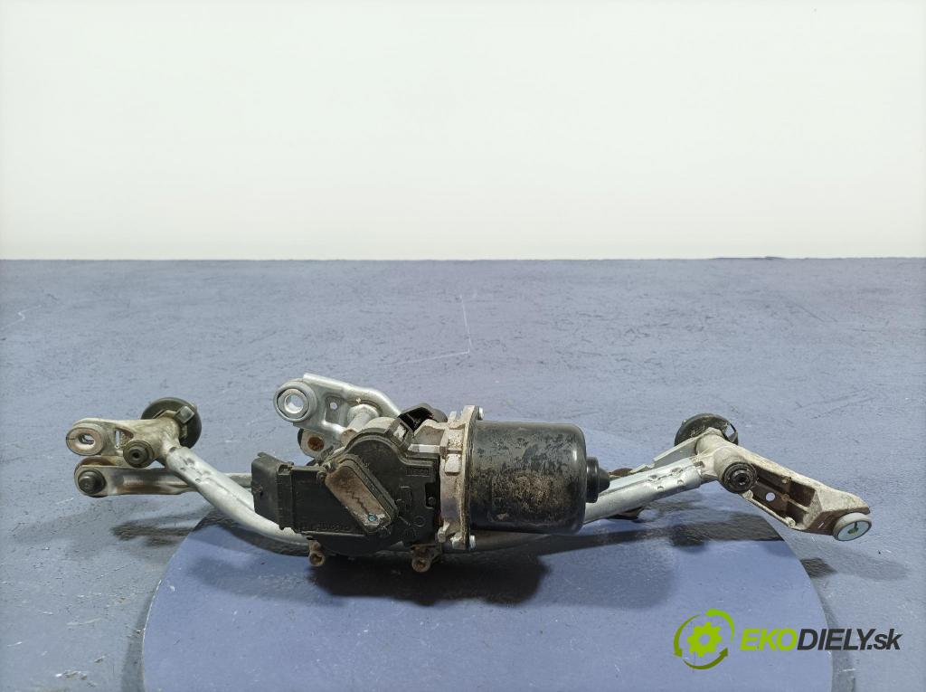 Nissan Qashqai 2012 mechanismus motorek Stěrače: před 01