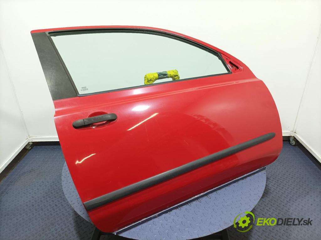 Nissan Micra 2008 dvere Predné pravé 01