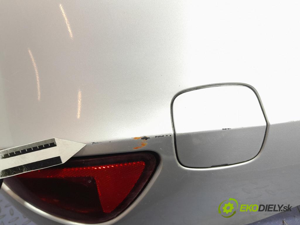 Renault Clio 2012 nárazník zad 01