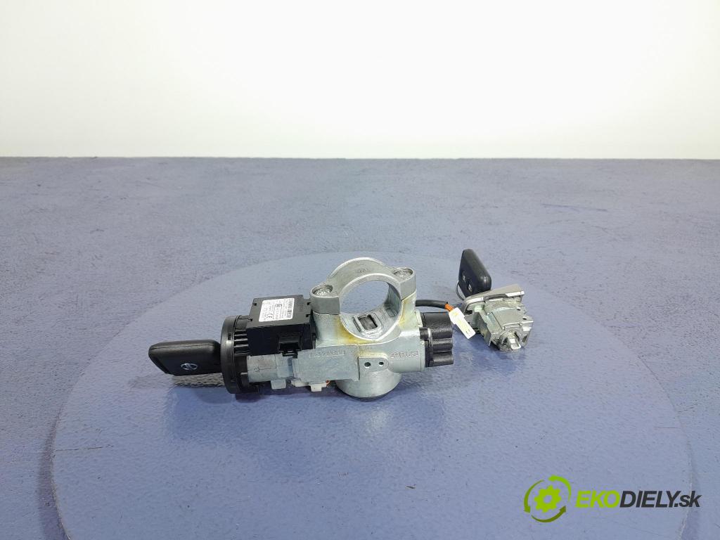 Nissan Qashqai 2012 Spínač zapaľovania: N0502825