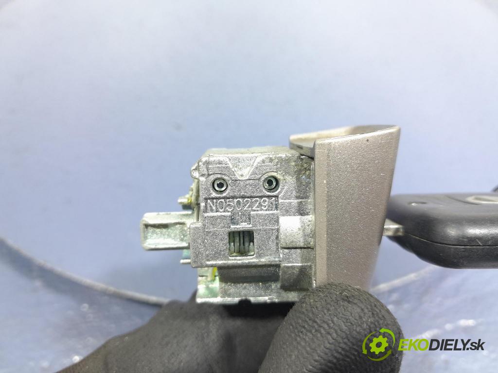 Nissan Qashqai 2012 Spínač zapaľovania: N0502825